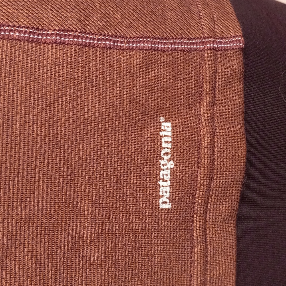 Patagonia S Brown Performance Base Layer - image 3